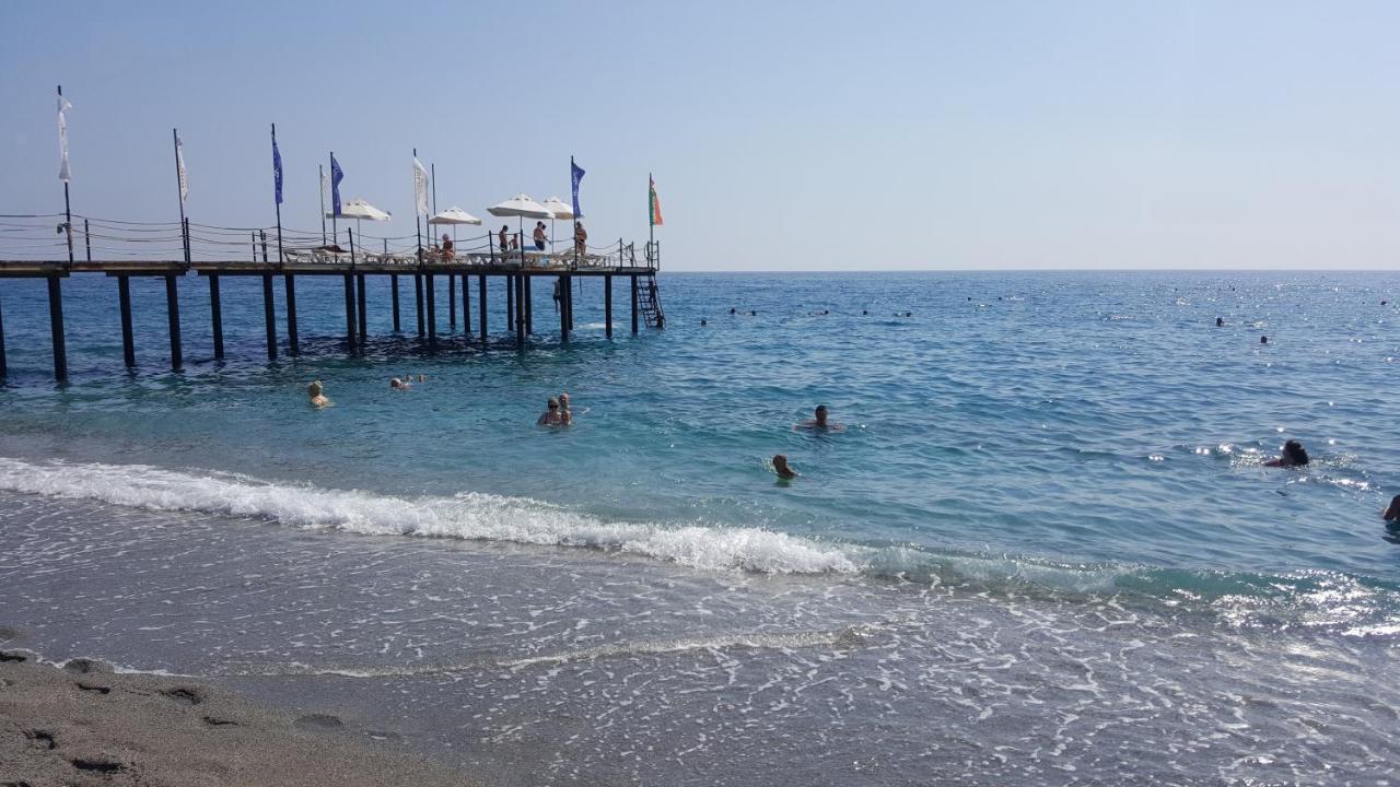 Lägenhetshotell Goldcity 2 Bedroom Alanya